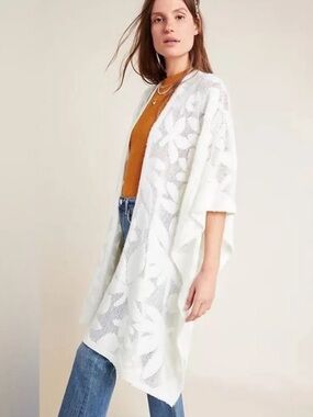 Anthropologie Akemi + Kin Women's Open Front Knit Poncho Shrug Cream One Size